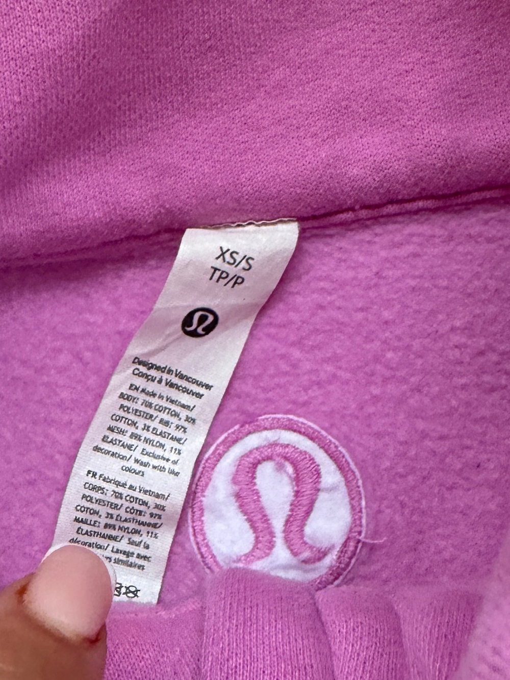 Pink Lululemon quarter zip sweatshirt in XS/S #athleisure #activewear - Picture 5 of 6